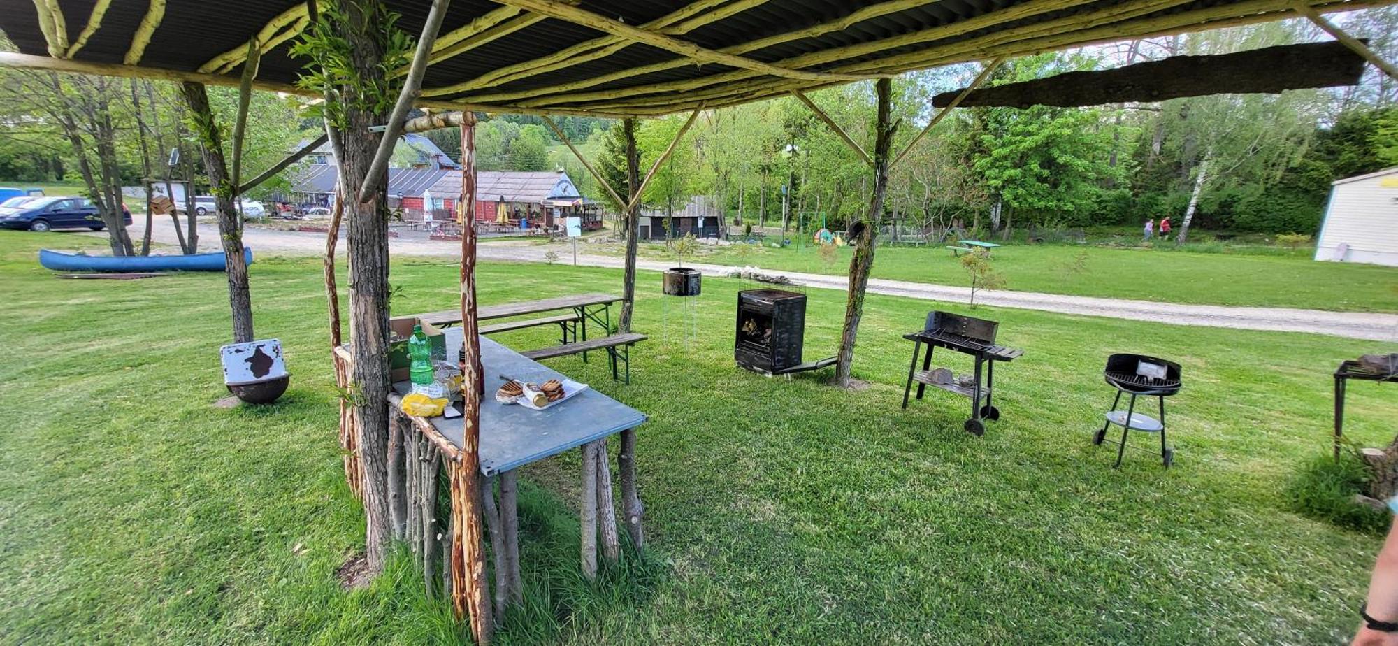 Altana Letnia Nr2 - Herbergerowka Agroturystyka Na Wsi Sloszow Luaran gambar